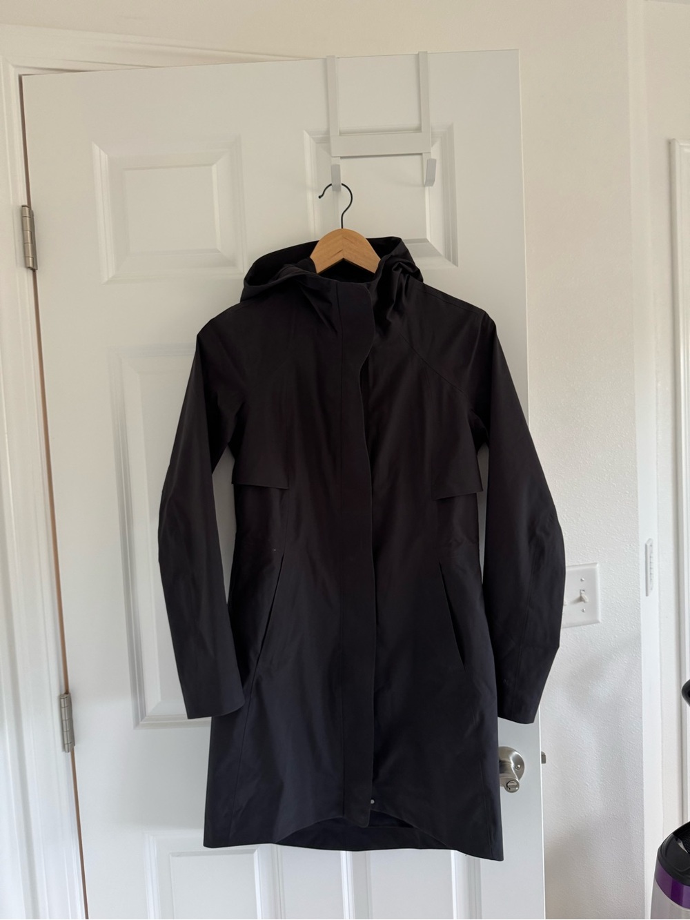 lululemon rebel raincoat